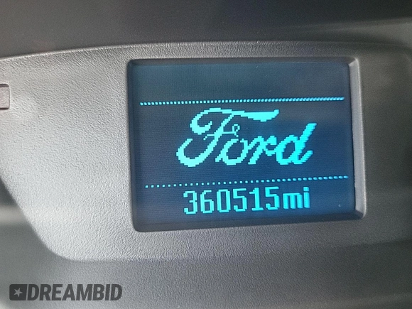 2017 Ford Transit z VIN 1FTYR1CMXHKB25388, wystawiony jako IAAI lot #42733820 z przebiegiem 360 508 mil mil oraz . Historia ofert i sprzedaży dostępna na DreamBid. Obrazek 29.