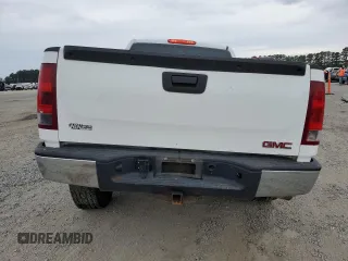 2010 GMC Sierra 1500 z VIN 1GTSCTEA9AZ180658, wystawiony jako Copart lot #54943335 z przebiegiem 297 929 mil mil oraz Szkoda całkowita • Salvage title. Historia ofert i sprzedaży dostępna na DreamBid. Obrazek 6.