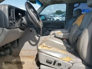 2003 Chevrolet Tahoe Z71 z VIN 1GNEK13T13R121655, wystawiony jako Copart lot #52484435 z przebiegiem 191 845 mil mil oraz Szkoda całkowita • Salvage title. Historia ofert i sprzedaży dostępna na DreamBid. Obrazek 7.