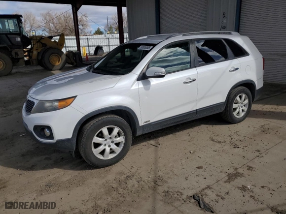 2011 Kia Sorento LX with VIN 5XYKTDA1XBG033969, listed as a Copart auction lot 50085055 with 150,559 mi miles and Clean Title. Bid and sale history available at carsss.com. Image 1.