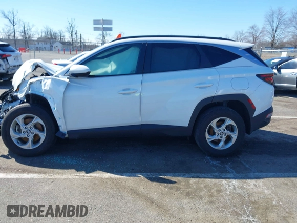 2024 Hyundai Tucson SEL with VIN KM8JBCDE6RU285231, listed as a IAAI auction lot 41757409 with 18,319 mi miles and . Bid and sale history available at carsss.com. Image 14.