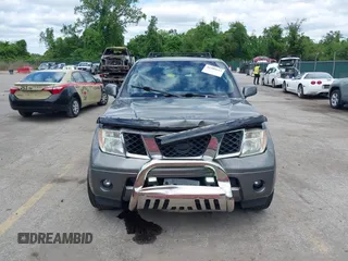 2005 Nissan Pathfinder SE z VIN 5N1AR18W25C701343, wystawiony jako IAAI lot #42209613 z przebiegiem 231 149 mil mil oraz . Historia ofert i sprzedaży dostępna na DreamBid. Obrazek 12.