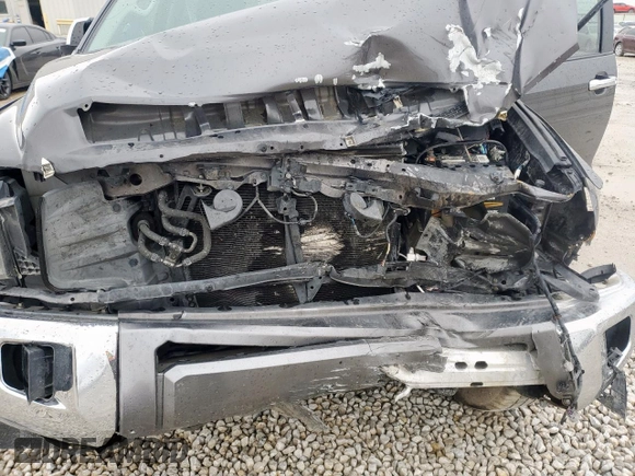 2018 Toyota Tundra SR5 with VIN 5TFAW5F16JX776979, listed as a Copart auction lot 51648915 with 108,851 mi miles and Salvage title. Bid and sale history available at DreamBid. Image 13.