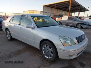 2001 Lexus LS 430 with VIN JTHBN30F910006864, listed as a IAAI auction lot 41413577 with 103,318 mi miles. Bid and sale history available at carsss.com. Image 1.