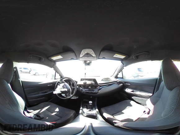 2018 Toyota C-HR XLE z VIN NMTKHMBX9JR023325, wystawiony jako IAAI lot #41926223 z przebiegiem 62 580 mil mil oraz . Historia ofert i sprzedaży dostępna na DreamBid. Obrazek 21.