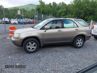 2002 Lexus RX 300 with VIN JTJGF10U220135180, listed as a IAAI auction lot 42646437 with 184,559 mi miles and . Bid and sale history available at DreamBid. Image 14.