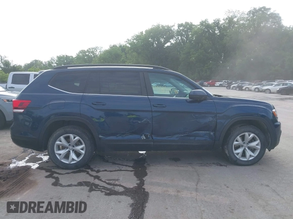 2020 Volkswagen Atlas SE with VIN 1V2LR2CA3LC504532, listed as a IAAI auction lot 42319148 with 113,745 mi miles and . Bid and sale history available at DreamBid. Image 13.