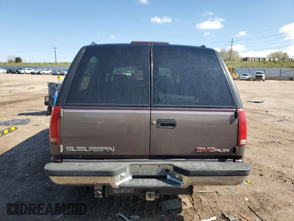 1997 GMC Suburban with VIN 3GKFK16R4VG518331, listed as a Copart auction lot 56241425 with 265,201 mi miles and Non repairable. Bid and sale history available at DreamBid. Image 6.