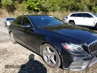 2017 Mercedes-Benz E-Class E 300 Luxury with VIN WDDZF4KB1HA053166, listed as a Copart auction lot 60332802 with 59,835 mi miles. Bid and sale history available at carsss.com. Image 9.