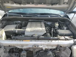 2010 Toyota Sequoia Ltd with VIN 5TDJY5G19AS034560, listed as a Copart auction lot 41619515 with 300,798 mi miles and Clean Title. Bid and sale history available at carsss.com. Image 12.