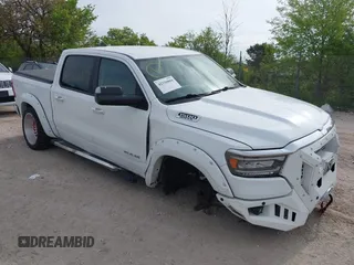 2019 Ram 1500 Big Horn z VIN 1C6SRFFT6KN660091, wystawiony jako IAAI lot #42336804 z przebiegiem 59 162 mil mil oraz . Historia ofert i sprzedaży dostępna na DreamBid. Obrazek 6.