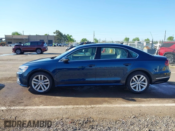 2018 Volkswagen Passat SE z VIN 1VWBA7A3XJC038887, wystawiony jako IAAI lot #42084936 z przebiegiem 62 857 mil mil oraz . Historia ofert i sprzedaży dostępna na DreamBid. Obrazek 14.