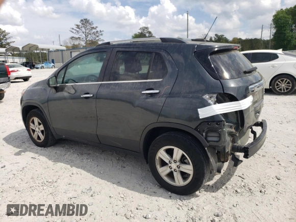 2020 Chevrolet Trax LT with VIN 3GNCJPSB1LL142227, listed as a Copart auction lot 50274935 with 32,695 mi miles and Salvage Title. Bid and sale history available at carsss.com. Image 2.