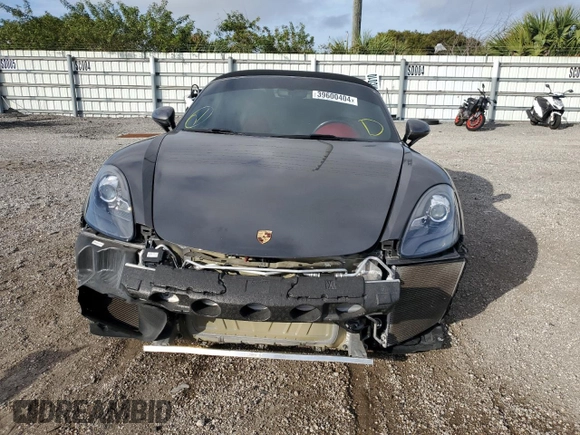 2017 Porsche 718 Boxster z VIN WP0CA2A8XHS221955, wystawiony jako Copart lot #39600404 z przebiegiem 52 979 mil mil oraz . Historia ofert i sprzedaży dostępna na DreamBid. Obrazek 5.