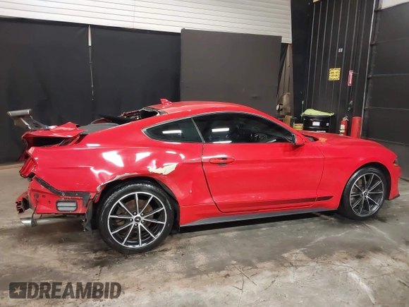 2020 Ford Mustang EcoBoost with VIN 1FA6P8TH2L5153353, listed as a IAAI auction lot 42018068 with 40,562 mi miles. Bid and sale history available at carsss.com. Image 14.