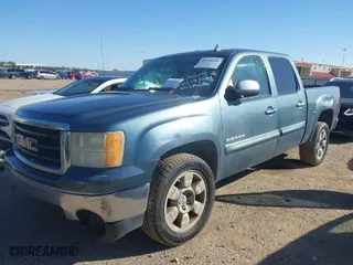 2011 GMC Sierra 1500 SLE with VIN 3GTP1VE07BG118014, listed as a IAAI auction lot 41224998 with 244,932 mi miles. Bid and sale history available at carsss.com. Image 2.