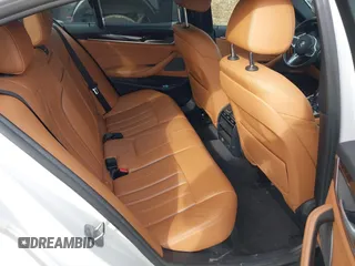 2018 BMW 5 Series 530i xDrive with VIN WBAJA7C58JWC76331, listed as a IAAI auction lot 41586204 with 86,578 mi miles. Bid and sale history available at carsss.com. Image 8.
