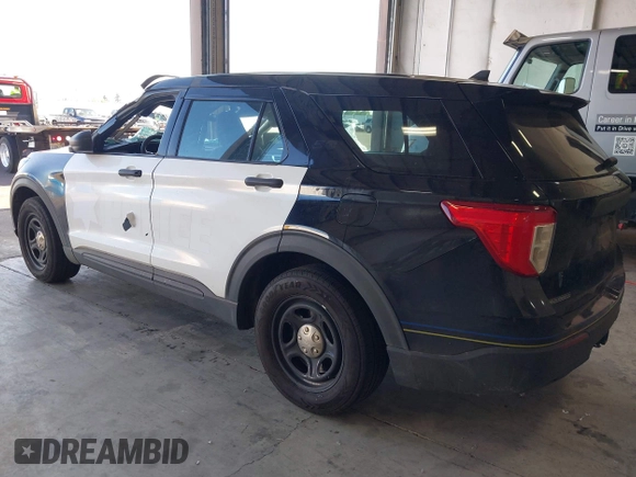 2021 Ford Police Interceptor with VIN 1FM5K8AC9MGC32063, listed as a IAAI auction lot 42071782 with 46,786 mi miles and . Bid and sale history available at DreamBid. Image 3.
