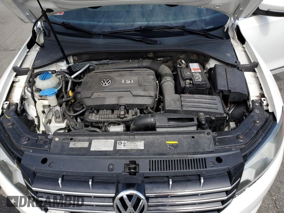 2015 Volkswagen Passat Sport z VIN 1VWBT7A37FC007548, wystawiony jako Copart lot #52492585 z przebiegiem 113 058 mil mil oraz Szkoda całkowita • Salvage title. Historia ofert i sprzedaży dostępna na DreamBid. Obrazek 11.