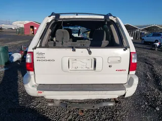 2001 Isuzu Rodeo S with VIN 4S2DM58W014335513, listed as a IAAI auction lot 41529329 with 173,891 mi miles and . Bid and sale history available at DreamBid. Image 17.