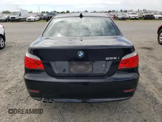 2008 BMW 5 Series 528i with VIN WBANU53558C115067, listed as a Copart auction lot 52243555 with 206,026 mi miles and Clean Title. Bid and sale history available at carsss.com. Image 6.