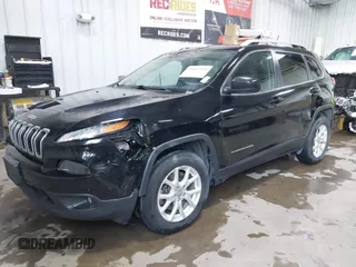2017 Jeep Cherokee Latitude with VIN 1C4PJMCB1HW536996, listed as a IAAI auction lot 41497354 with 114,166 mi miles and . Bid and sale history available at DreamBid. Image 18.