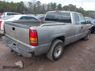 2002 Chevrolet Silverado 1500 LS with VIN 2GCEC19V721294585, listed as a IAAI auction lot 41518853 with 1 mi miles. Bid and sale history available at carsss.com. Image 4.