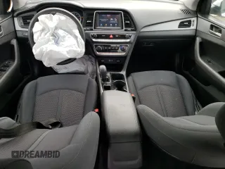 2018 Hyundai Sonata SE with VIN 5NPE24AF2JH716719, listed as a Copart auction lot 86169994 with 136,418 mi miles and Non Repairable. Bid and sale history available at carsss.com. Image 8.