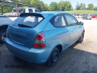 2010 Hyundai Accent GS z VIN KMHCM3AC7AU172494, wystawiony jako IAAI lot #42147729 z przebiegiem 175 187 mil mil oraz . Historia ofert i sprzedaży dostępna na DreamBid. Obrazek 4.
