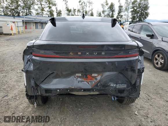 2023 Lexus RZ 450e Premium z VIN JTJAAAAB9PA019798, wystawiony jako Copart lot #67931974 z przebiegiem 3 947 mil mil oraz Szkoda całkowita • Salvage title. Historia ofert i sprzedaży dostępna na DreamBid. Obrazek 6.