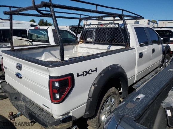2014 Ford F-150 XL with VIN 1FTFW1EF9EKE09329, listed as a Copart auction lot 47704515 with 200,063 mi miles and Clean Title. Bid and sale history available at carsss.com. Image 3.