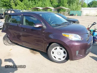 2010 Scion xD z VIN JTKKU4B4XA1000807, wystawiony jako IAAI lot #42216581 z przebiegiem 176 218 mil mil oraz . Historia ofert i sprzedaży dostępna na DreamBid. Obrazek 1.