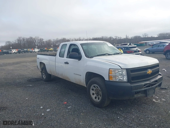2013 Chevrolet Silverado 1500 Work Truck with VIN 1GCRKPE01DZ174485, listed as a IAAI auction lot 41848873 with 162,892 mi miles. Bid and sale history available at carsss.com. Image 1.
