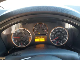 2012 Nissan Armada SV z VIN 5N1AA0NDXCN604199, wystawiony jako Copart lot #41769845 z przebiegiem 155 731 mil mil oraz Szkoda całkowita • Salvage title. Historia ofert i sprzedaży dostępna na DreamBid. Obrazek 9.