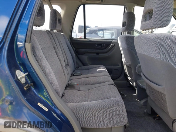 1998 Honda CR-V LX with VIN JHLRD1845WC068779, listed as a IAAI auction lot 41572198 with 191,503 mi miles. Bid and sale history available at carsss.com. Image 8.