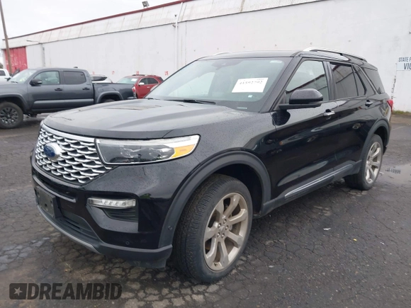 2020 Ford Explorer Platinum with VIN 1FM5K8HCXLGB75036, listed as a IAAI auction lot 41592792 with 40,507 mi miles. Bid and sale history available at carsss.com. Image 2.