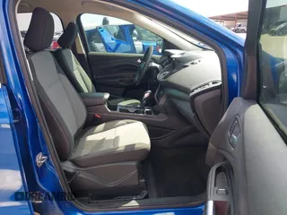 2019 Ford Escape SE with VIN 1FMCU0GD4KUB77720, listed as a IAAI auction lot 41681062 with 94,280 mi miles. Bid and sale history available at carsss.com. Image 5.