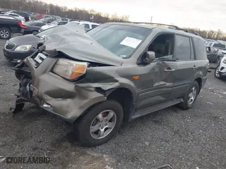 2008 Honda Pilot EX-L with VIN 5FNYF18748B016207, listed as a IAAI auction lot 41099785 with 152,757 mi miles. Bid and sale history available at carsss.com. Image 16.