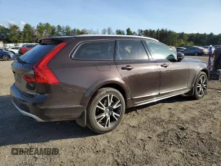 2017 Volvo V90 z VIN YV4A22NL1H1000766, wystawiony jako Copart lot #70826213 z przebiegiem 63 345 mil mil oraz . Historia ofert i sprzedaży dostępna na DreamBid. Obrazek 3.