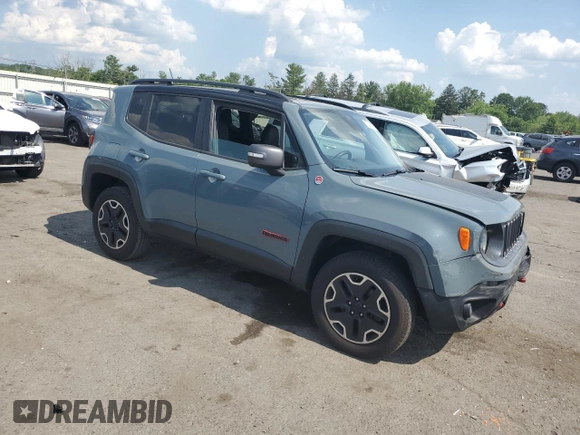 2017 Jeep Renegade Trailhawk z VIN ZACCJBCB3HPG29440, wystawiony jako Copart lot #62391755 z przebiegiem 100 707 mil mil oraz Szkoda całkowita • Salvage title. Historia ofert i sprzedaży dostępna na DreamBid. Obrazek 4.