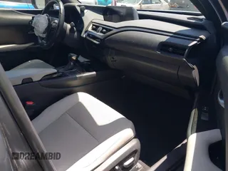 2020 Lexus UX 250h with VIN JTHP9JBH9L2020588, listed as a IAAI auction lot 42543365 with 61,792 mi miles and . Bid and sale history available at DreamBid. Image 5.