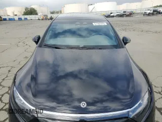 2024 Mercedes-Benz EQS 450 z VIN W1KCG2EB4RA048256, wystawiony jako Copart lot #51107375 z przebiegiem Nie podano mil oraz Szkoda całkowita • Salvage title. Historia ofert i sprzedaży dostępna na DreamBid. Obrazek 11.