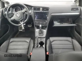 2019 Volkswagen Golf S z VIN 3VWH17AUXKM515711, wystawiony jako Copart lot #56496305 z przebiegiem 44 196 mil mil oraz Czysty tytuł • Clean title. Historia ofert i sprzedaży dostępna na DreamBid. Obrazek 8.