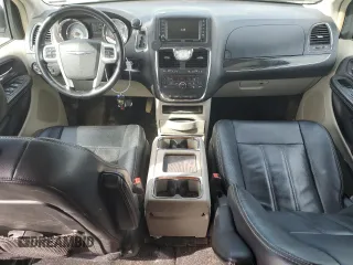 2014 Chrysler Town & Country Touring with VIN 2C4RC1BG3ER324409, listed as a Copart auction lot 53997885 with 197,620 mi miles and Salvage Title. Bid and sale history available at carsss.com. Image 8.