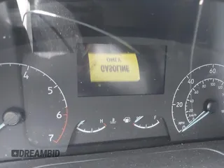 2022 Ford Transit z VIN 1FDBR1CG6NKA76214, wystawiony jako IAAI lot #42150218 z przebiegiem Nie podano mil oraz . Historia ofert i sprzedaży dostępna na DreamBid. Obrazek 16.