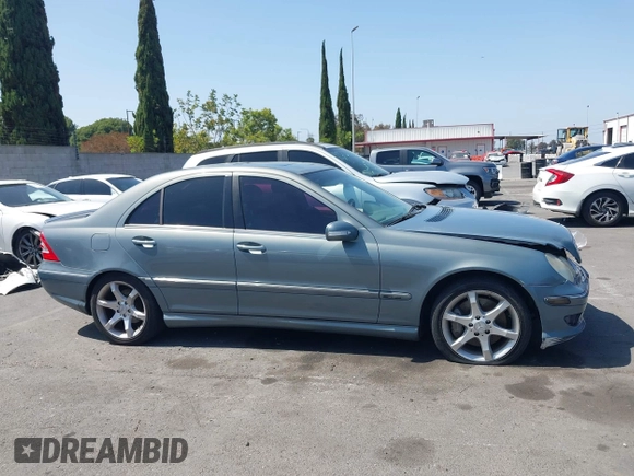 2007 Mercedes-Benz C 230 Sport с VIN WDBRF52H07F903261, выставлен на аукционе IAAI как лот 42564470 с пробегом 209 567 миль миль и . История ставок и продаж доступна на DreamBid. Изображение 13.