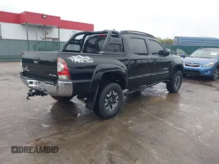 2015 Toyota Tacoma with VIN 3TMLU4ENXFM185371, listed as a IAAI auction lot 41952513 with 87,128 mi miles and . Bid and sale history available at DreamBid. Image 4.