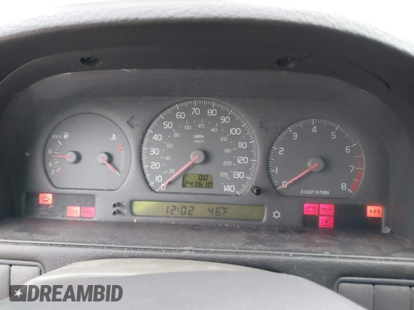 1999 Volvo S70 z VIN YV1LS55A1X1602832, wystawiony jako IAAI lot #41419464 z przebiegiem 243 610 mil mil oraz . Historia ofert i sprzedaży dostępna na DreamBid. Obrazek 7.