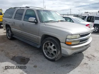 2001 Chevrolet Suburban LS z VIN 1GNFK16T81J262251, wystawiony jako IAAI lot #42792185 z przebiegiem Nie podano mil oraz . Historia ofert i sprzedaży dostępna na DreamBid. Obrazek 1.