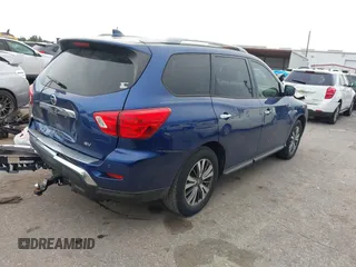 2019 Nissan Pathfinder SV z VIN 5N1DR2MN2KC598047, wystawiony jako IAAI lot #42175178 z przebiegiem 74 455 mil mil oraz . Historia ofert i sprzedaży dostępna na DreamBid. Obrazek 4.